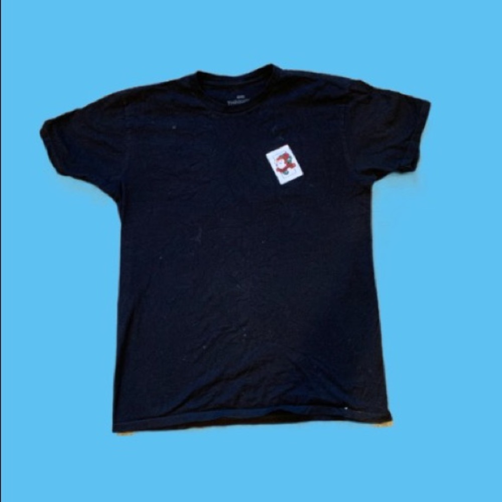 VINTAGE BLACK GRAPHIC TEE